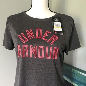 Under Armor top ⚽️ 🏃‍♀️